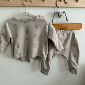Quincy Mae matching bunnies set